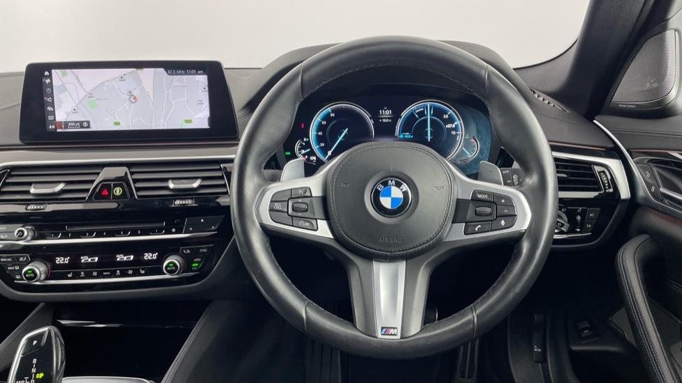 BMW 5 Series 520D M Sport Black #5