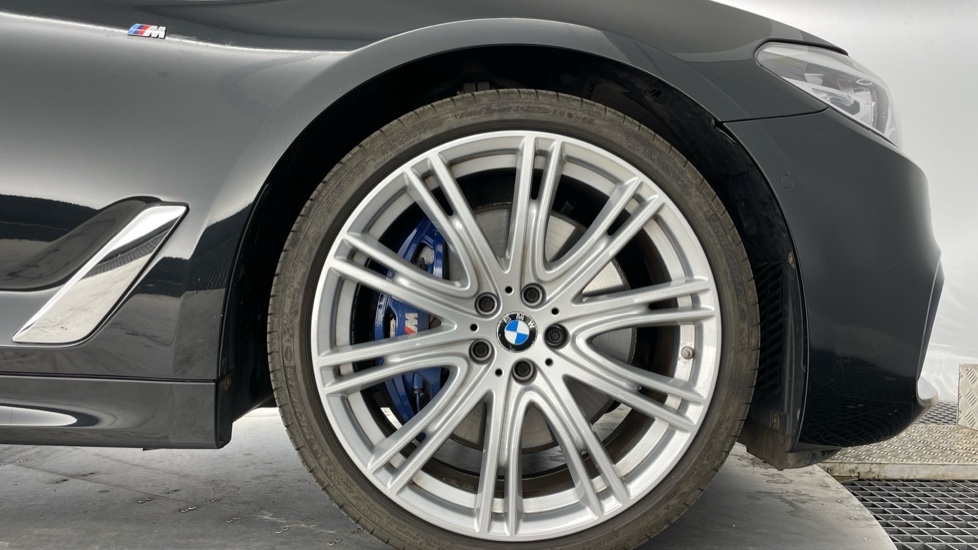 BMW 5 Series 520D M Sport Black #14