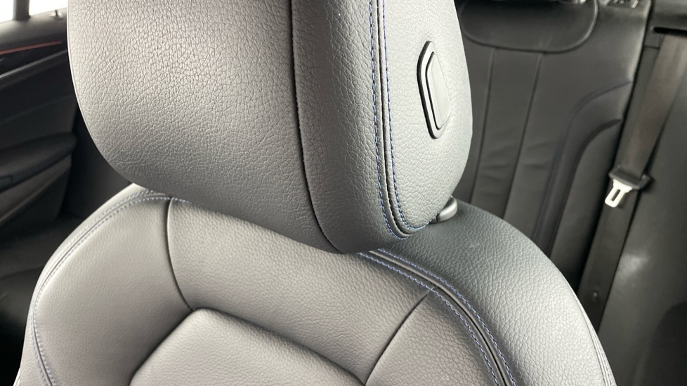 BMW 5 Series 520D M Sport Black #31