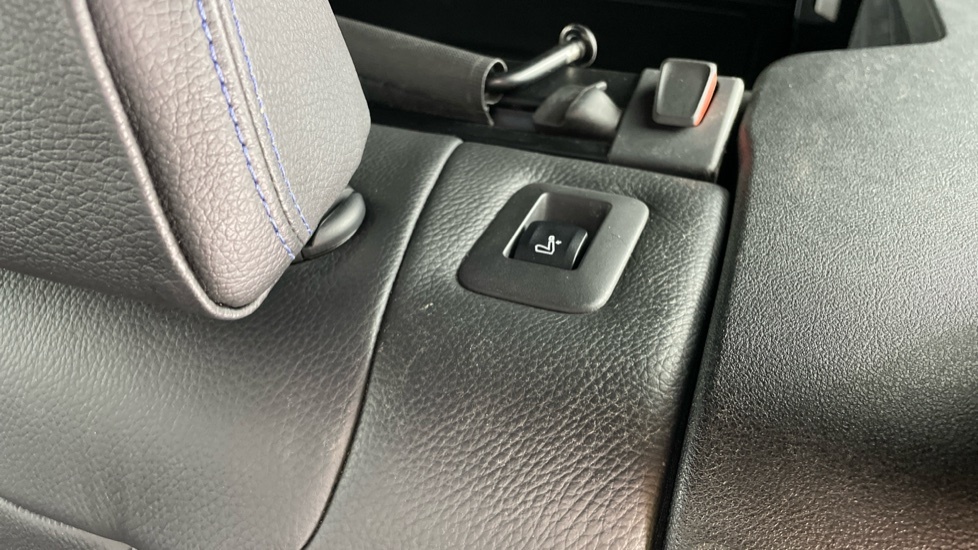 BMW 5 Series 520D M Sport Black #40
