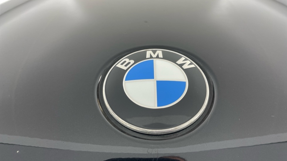 BMW 5 Series 520D M Sport Black #24