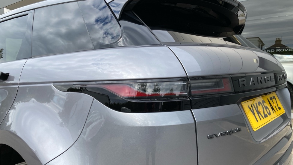 Land Rover Range Rover Evoque 2.0 D200 Mhev Dynamic Se Suv 4Wd White #18