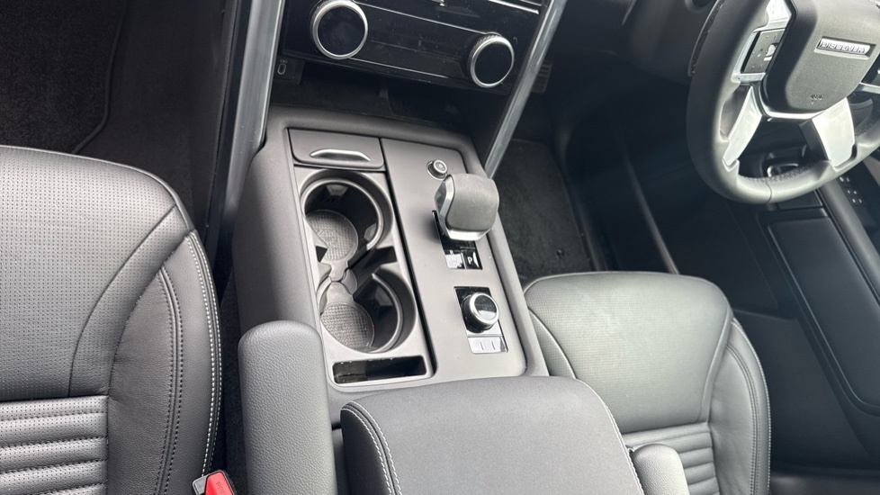 Land Rover Discovery Commercial Dynamic Hse Grey #39