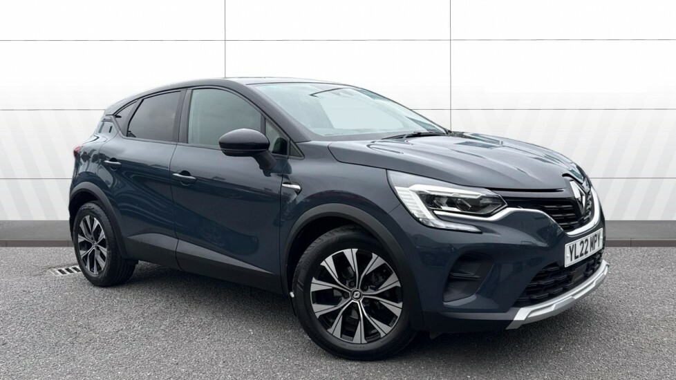 Renault Captur Limited Black