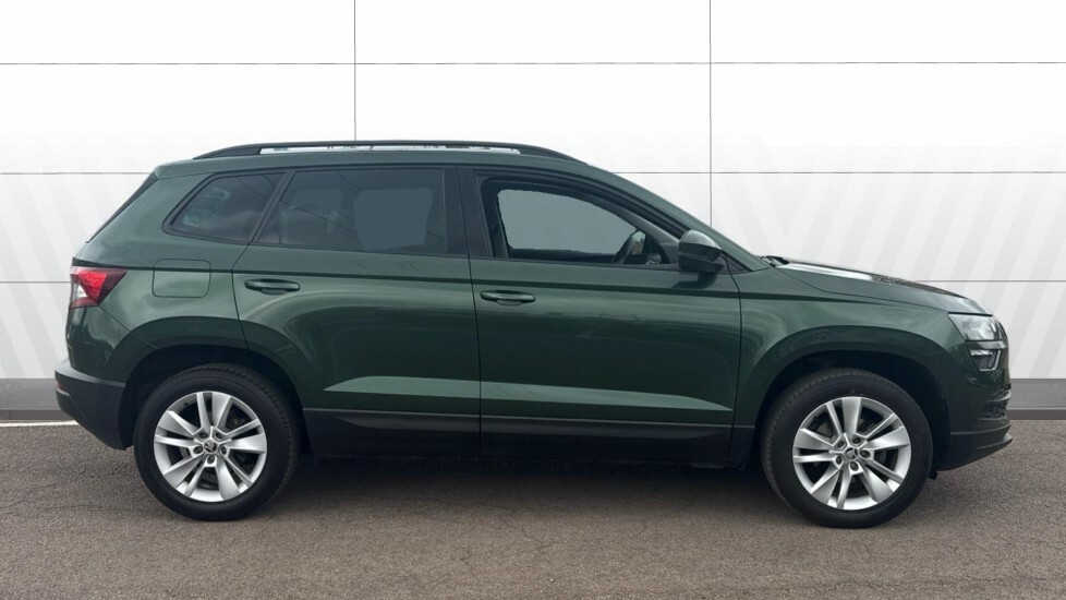 Skoda Karoq Se Technology Green #5