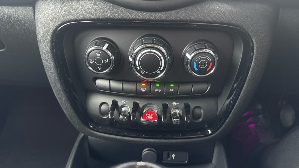 Mini Clubman Cooper Exclusive White #22