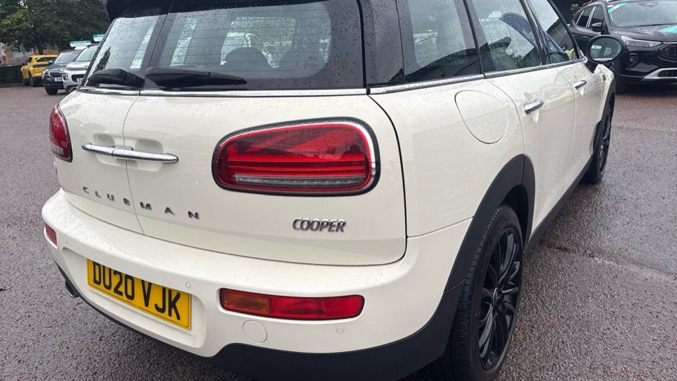 Mini Clubman Cooper Exclusive White #32