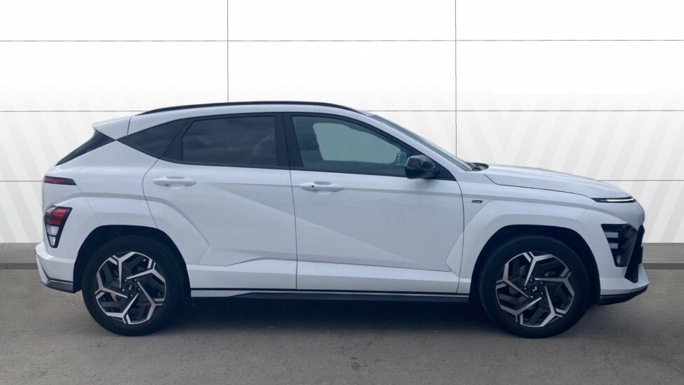 Hyundai Kona N Line White #5
