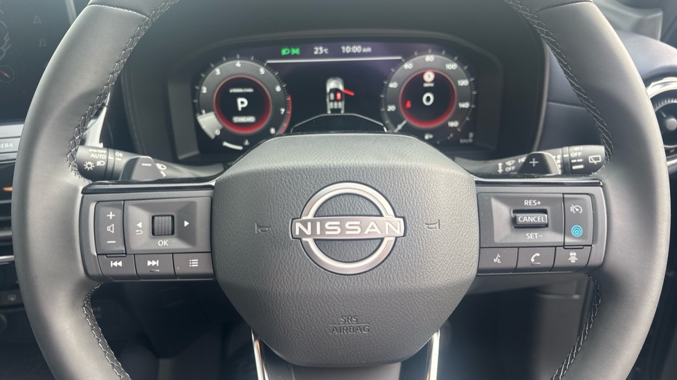 Nissan Juke 1.6 Hybrid N-connecta Grey #28