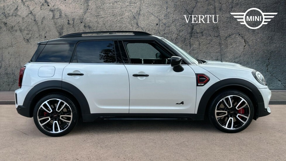 Mini Countryman John Cooper Works White #3