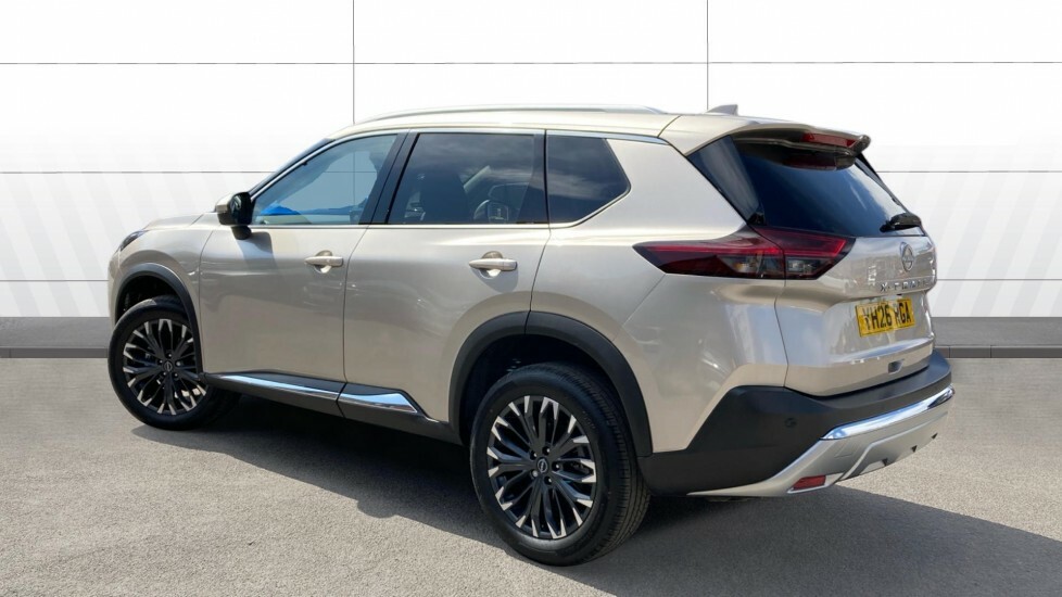Nissan X-Trail Tekna Silver #2