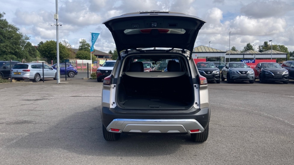 Nissan X-Trail Tekna Silver #4