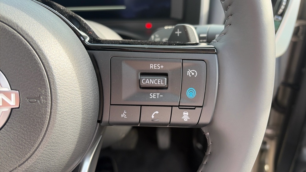Nissan X-Trail Tekna Blue #40