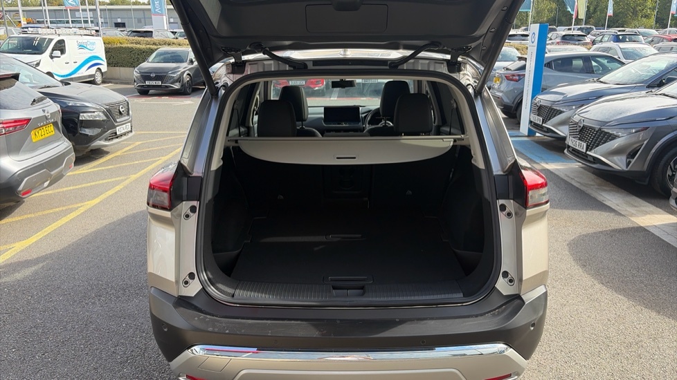 Nissan X-Trail Tekna Silver #4