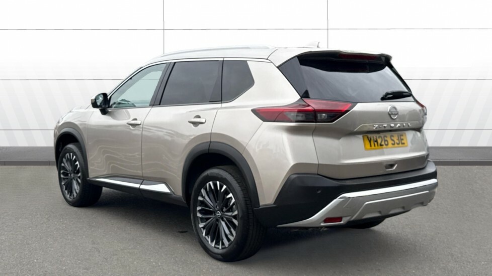 Nissan X-Trail Tekna Silver #2