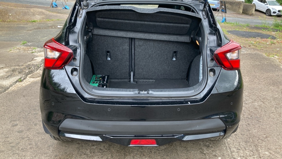 Nissan Micra N-sport Black #4