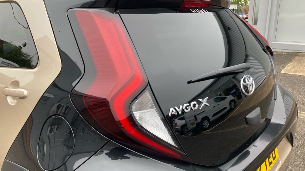 Toyota Aygo X Pure White #23