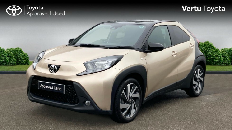 Toyota Aygo X Edge Beige #3