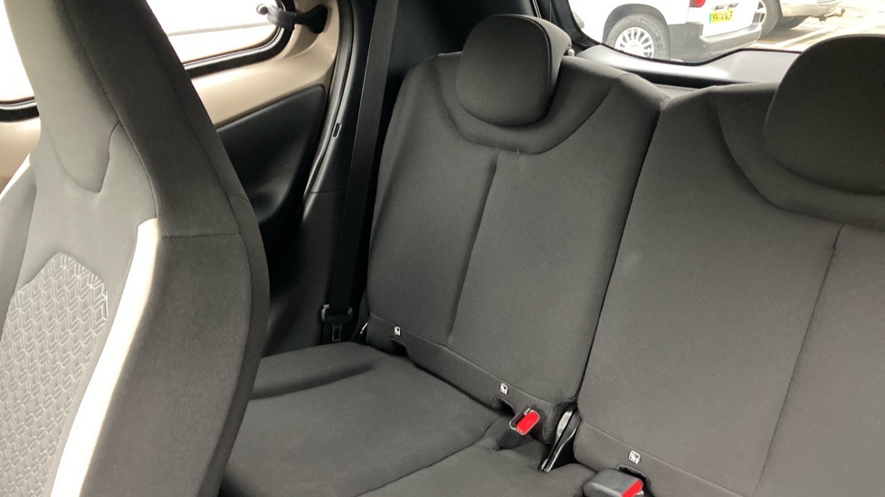 Toyota Aygo X Pure White #22
