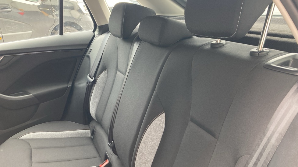 Skoda Scala 1.0 Tsi 116 Se Edition Dsg Black #16