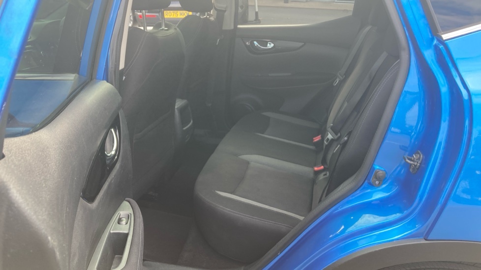 Nissan Qashqai Hatchback #16