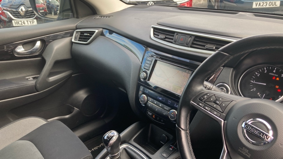 Nissan Qashqai Hatchback #14