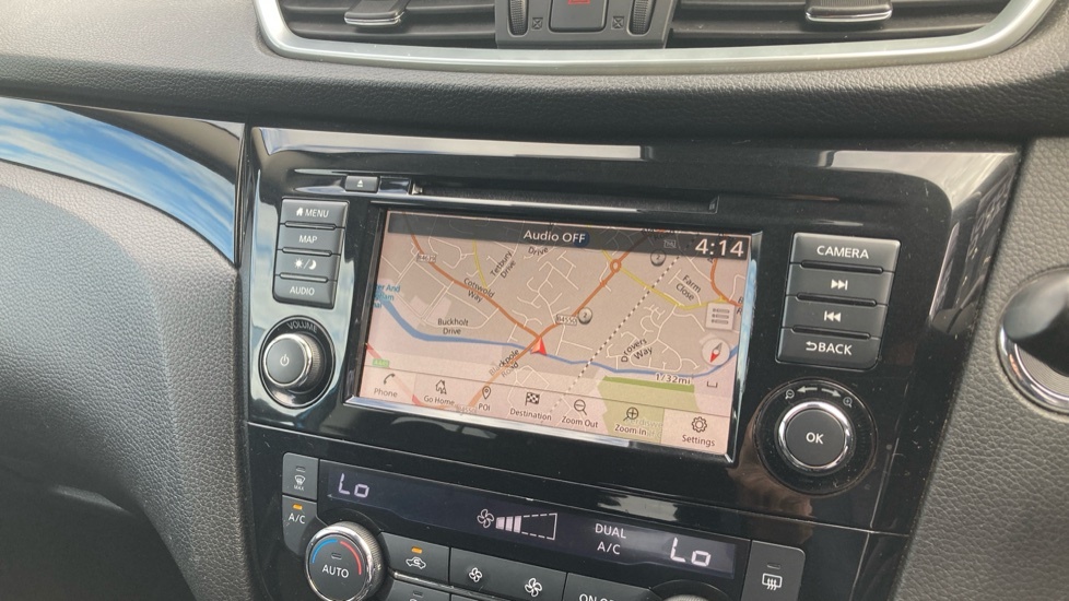Nissan Qashqai Hatchback #12