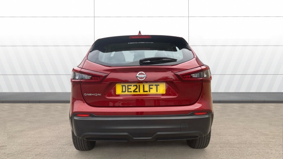 Nissan Qashqai Acenta Premium Red #6