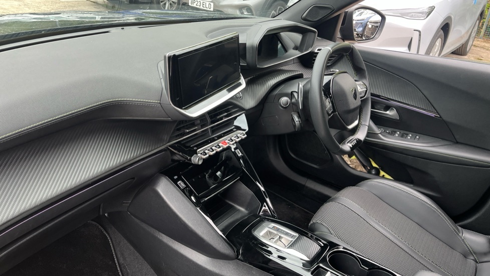 Peugeot 2008 2008 Gt Puretech Ss Grey #9