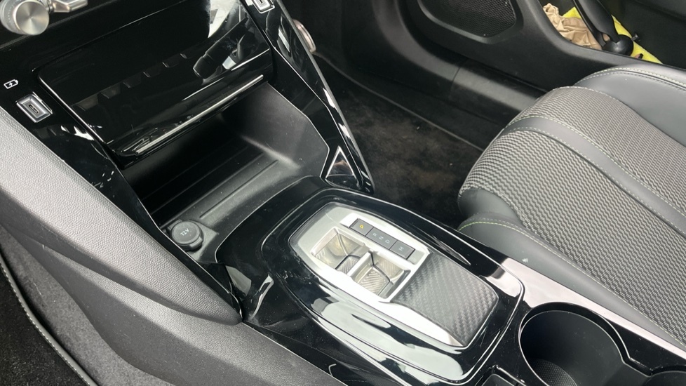 Peugeot 2008 2008 Gt Puretech Ss Grey #13