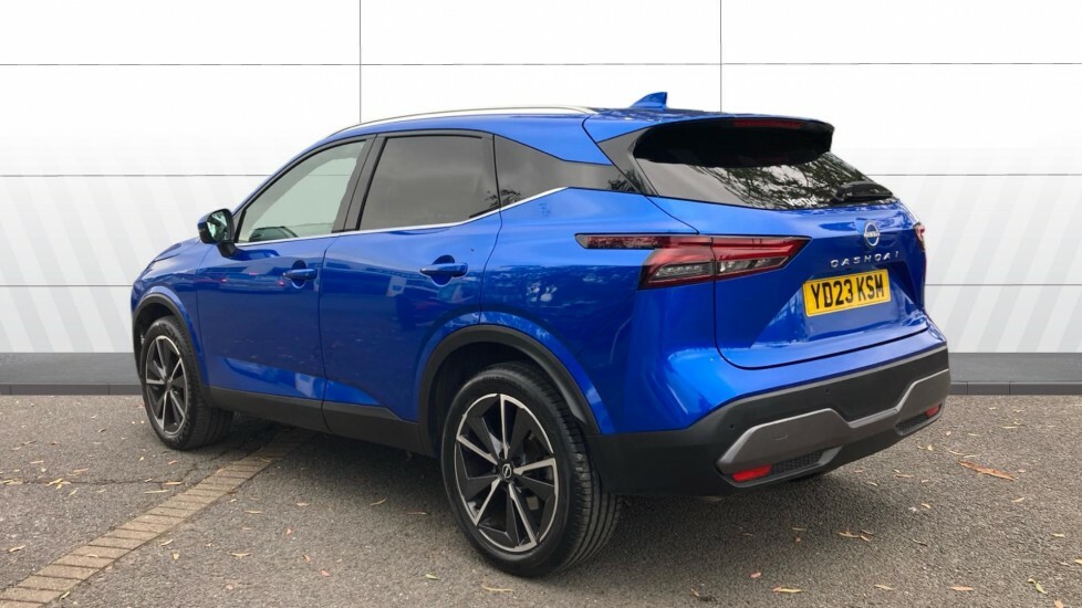 Nissan Qashqai Tekna Blue #2