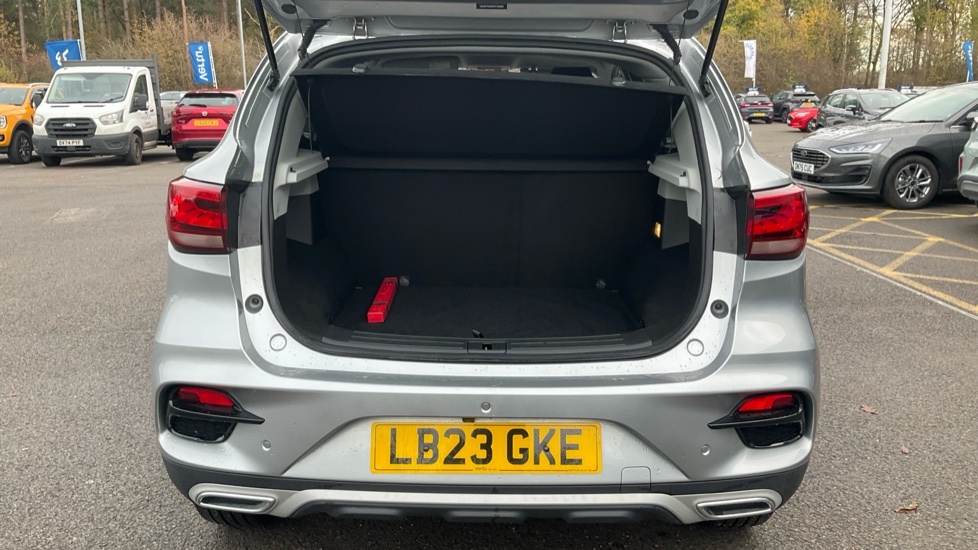 MG ZS Exclusive Silver #4