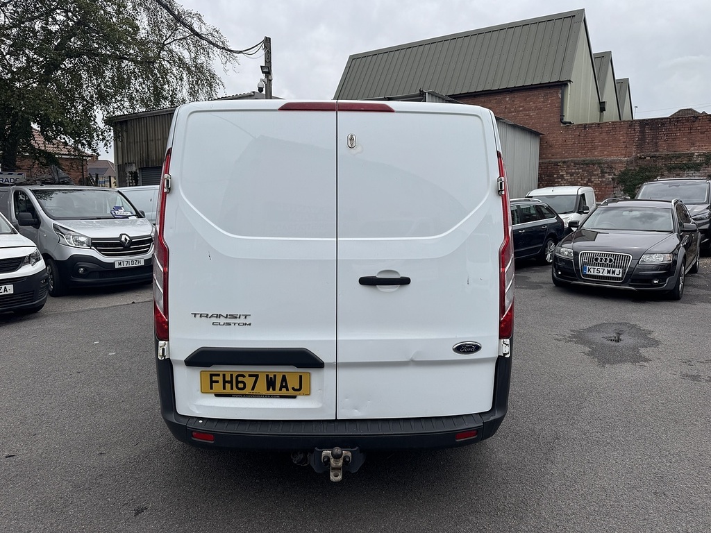 Ford Transit Custom 2.0 Tdci 290 Panel Van L1 H1 15 FH67WAJ White #2