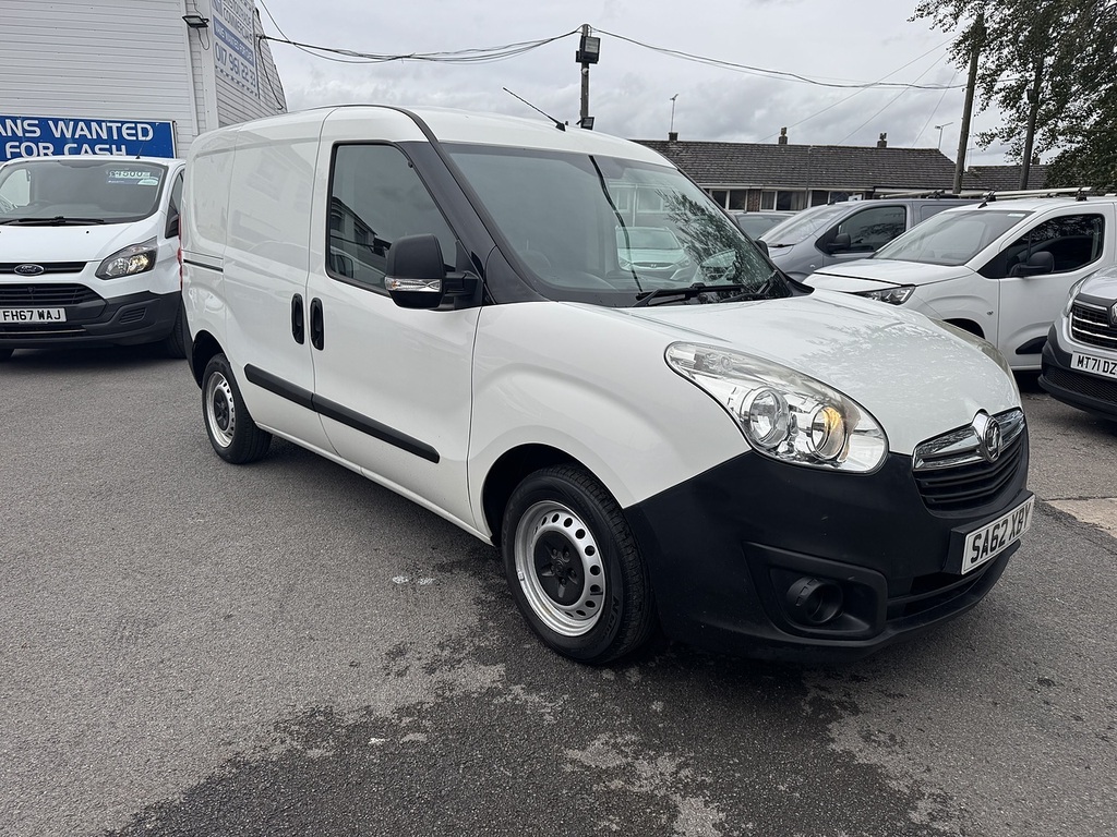 Vauxhall Combo 1.3 Cdti 2000 16V Panel Van Fwd White