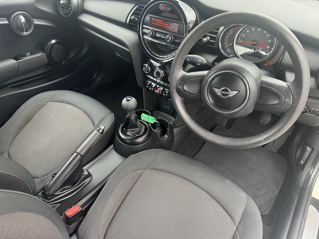 Mini Hatch 1.2 One Hatchback Euro 6 Ss White #3