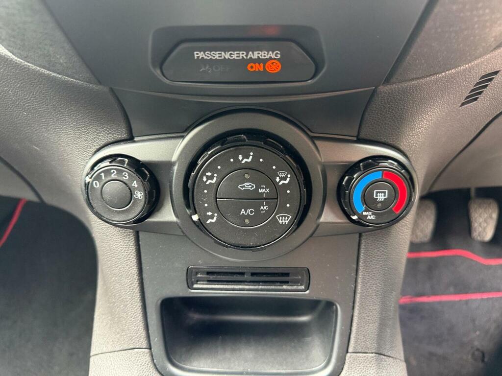 Ford Fiesta Hatchback Grey #18