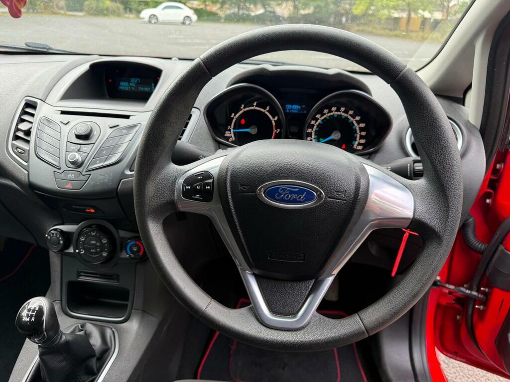 Ford Fiesta Hatchback Grey #15