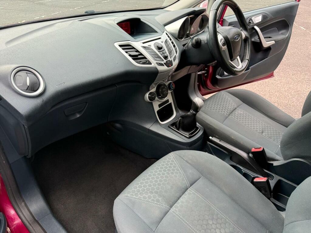 Ford Fiesta Edge Silver #10
