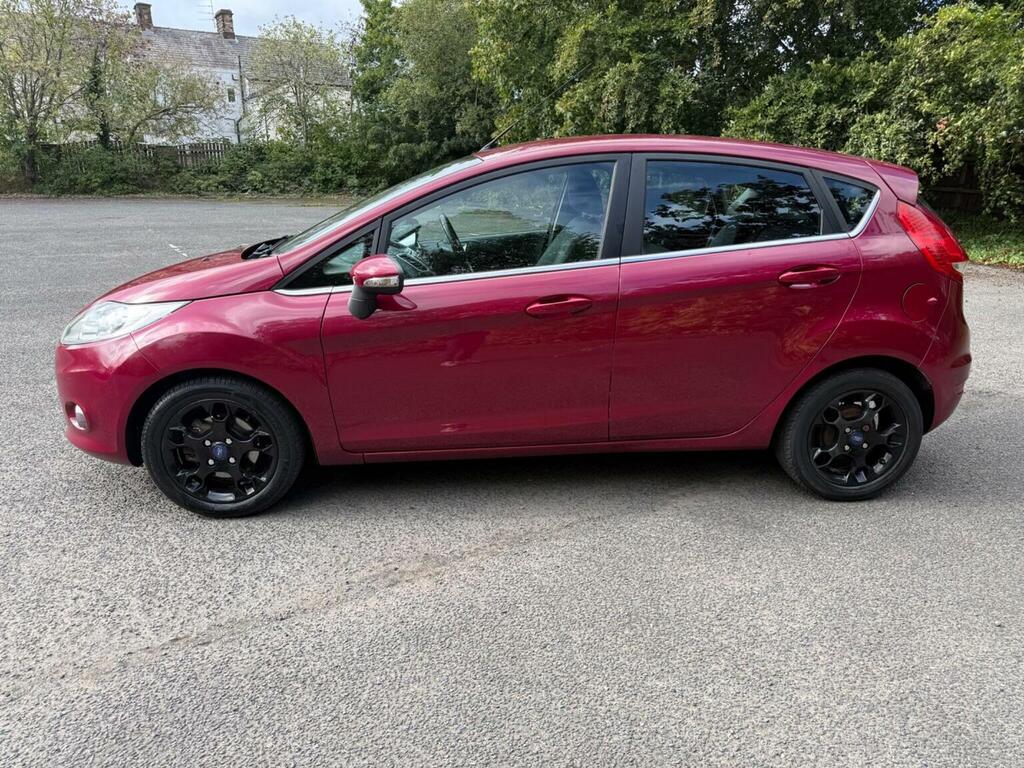 Ford Fiesta Edge Silver #8