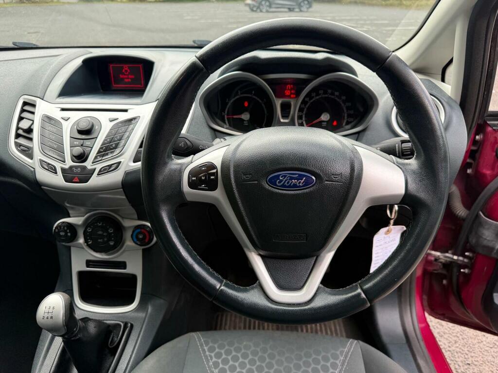 Ford Fiesta Edge Silver #14