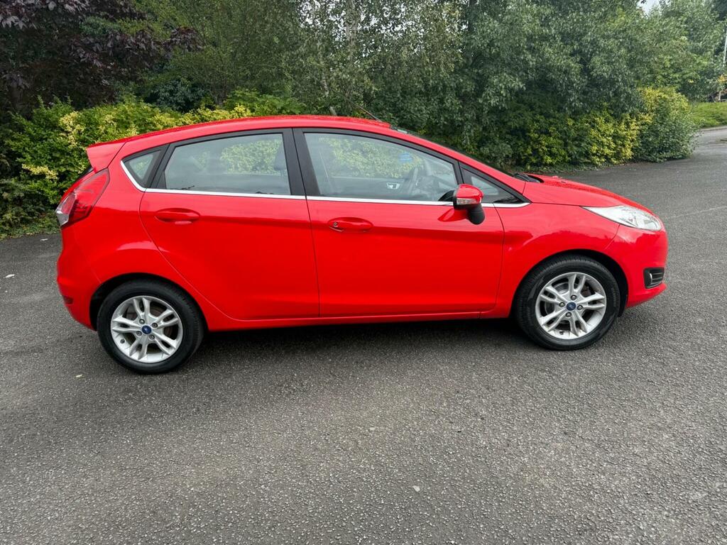 Ford Fiesta 1.25 Zetec Euro 5 Red #5