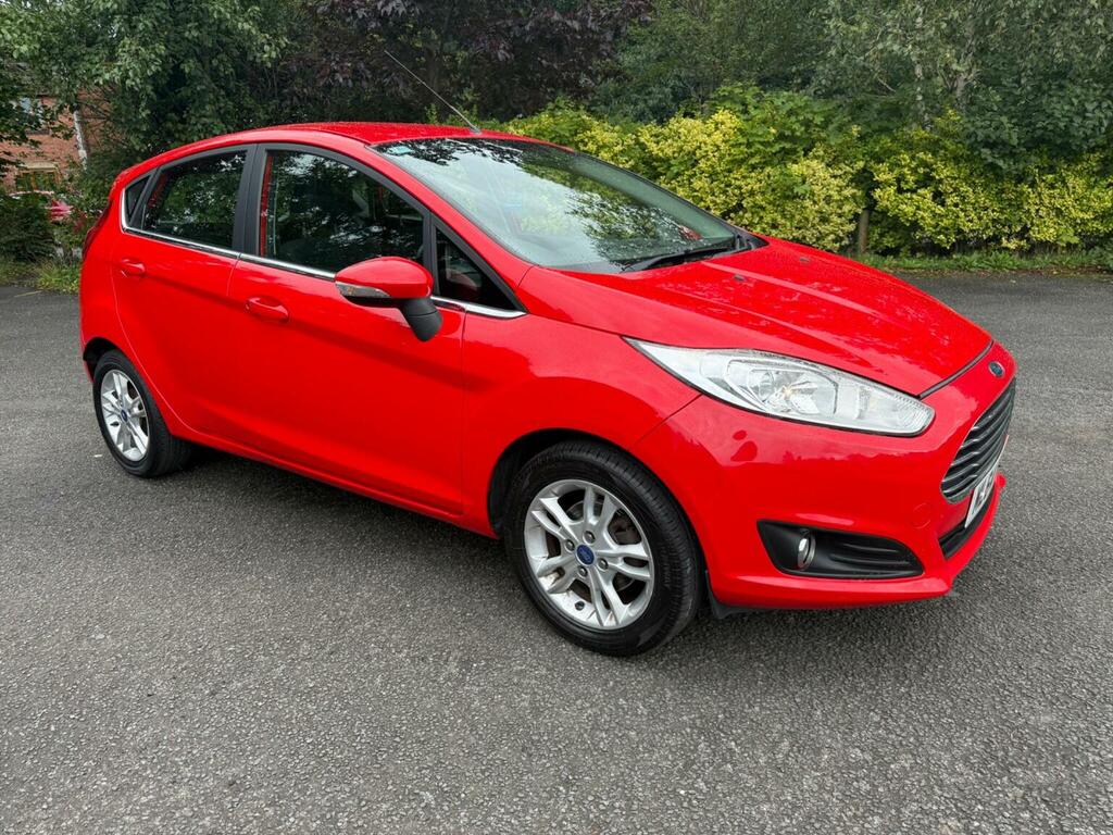 Ford Fiesta 1.25 Zetec Euro 5 Red