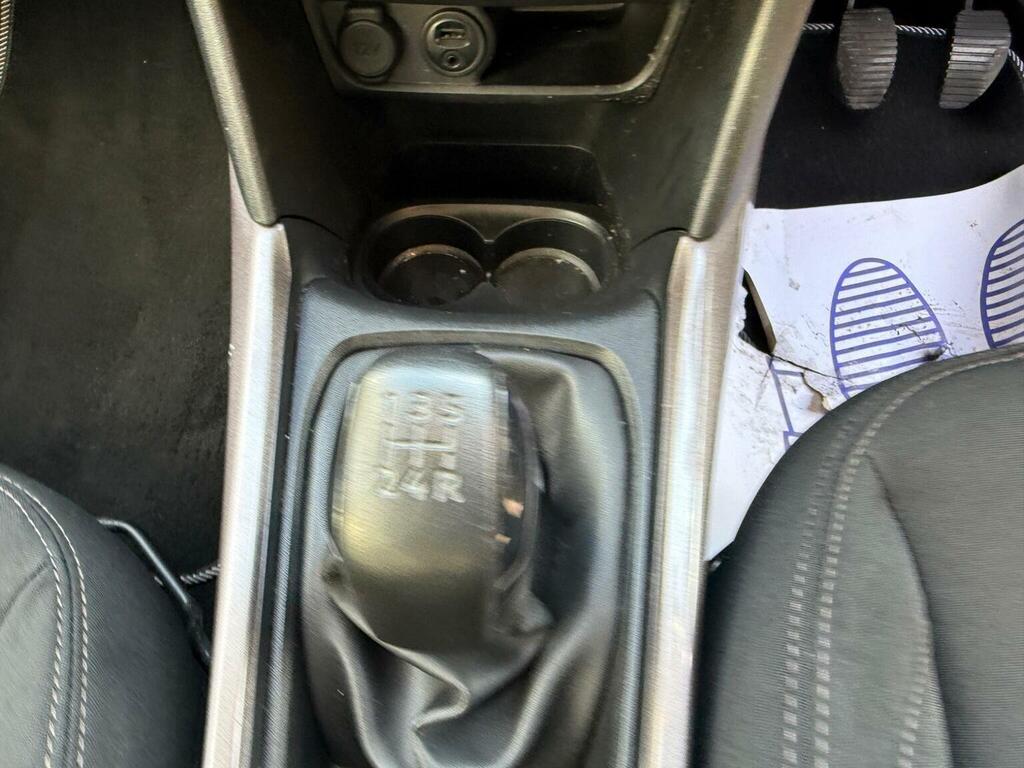 Peugeot 2008 1.6 E-hdi Active Fap 92 Bhp Grey #18