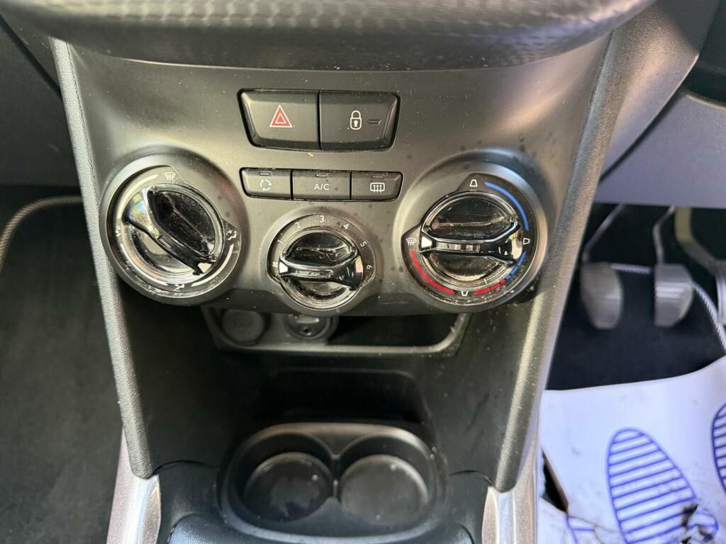 Peugeot 2008 1.6 E-hdi Active Fap 92 Bhp Grey #19