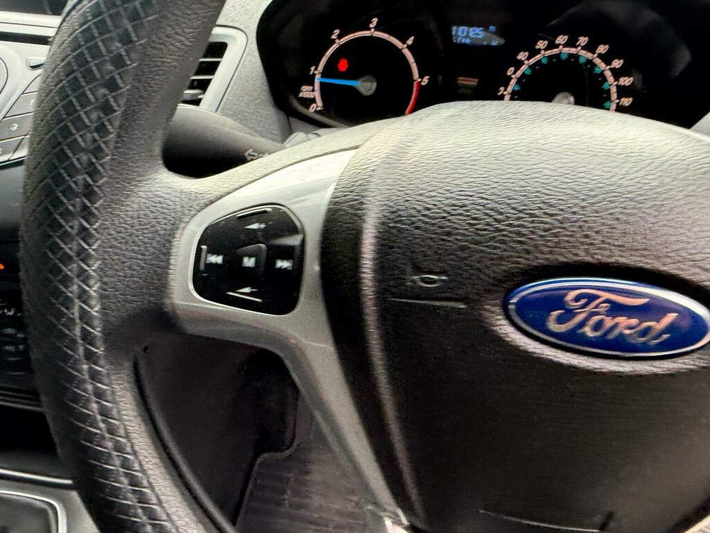 Ford Fiesta 1.6L Zetec Red #15