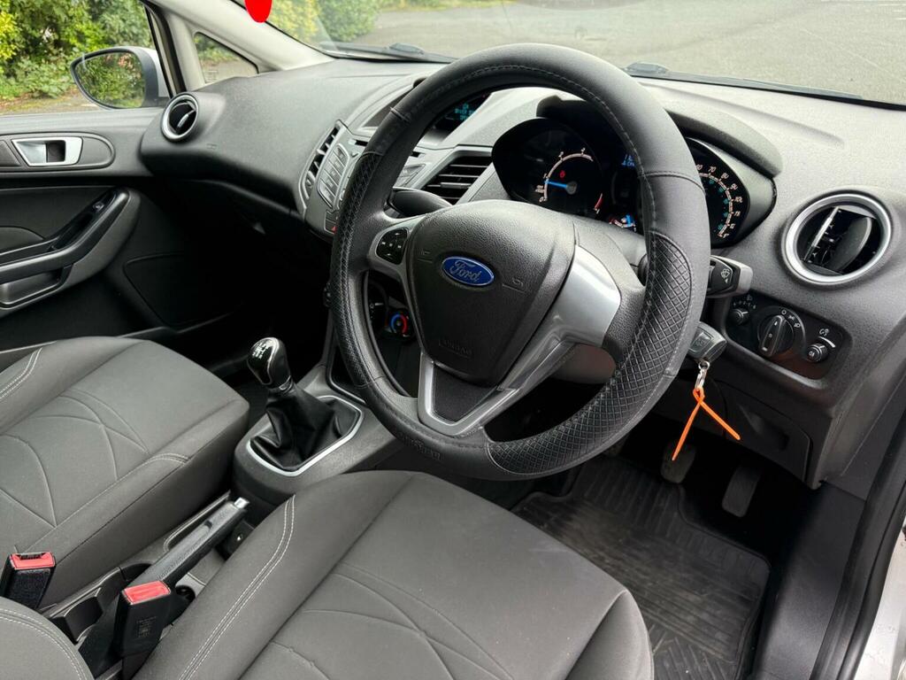 Ford Fiesta 1.6L Zetec Red #9