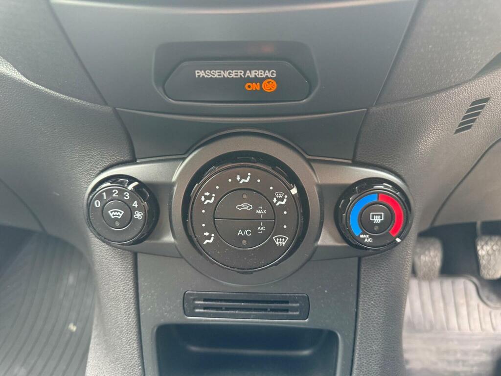 Ford Fiesta 1.6L Zetec Red #13