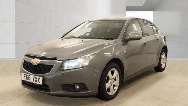 Chevrolet Cruze 1.6 Ls Silver #2