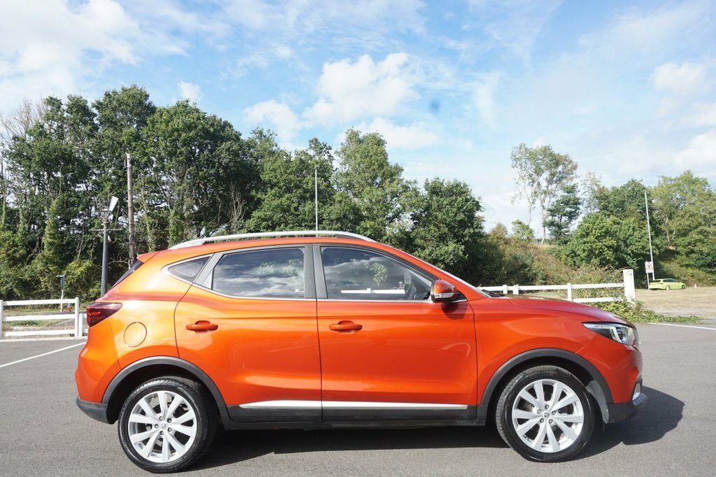 MG ZS 1L Excite Orange #2