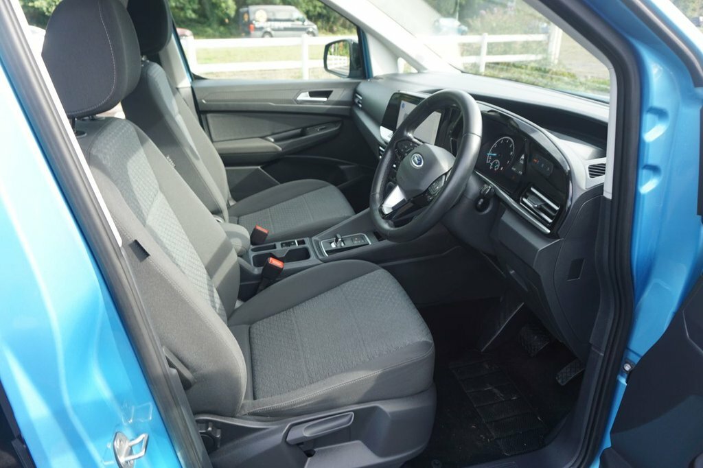 Ford Grand Tourneo Connect 1.5L Titanium Blue #5